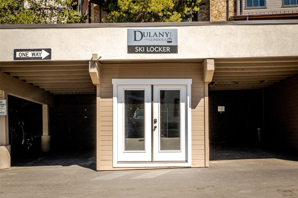 2286 Apres Ski WAY 203