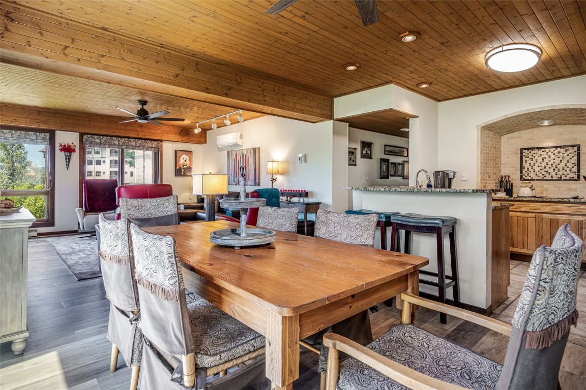 2286 Apres Ski WAY 203