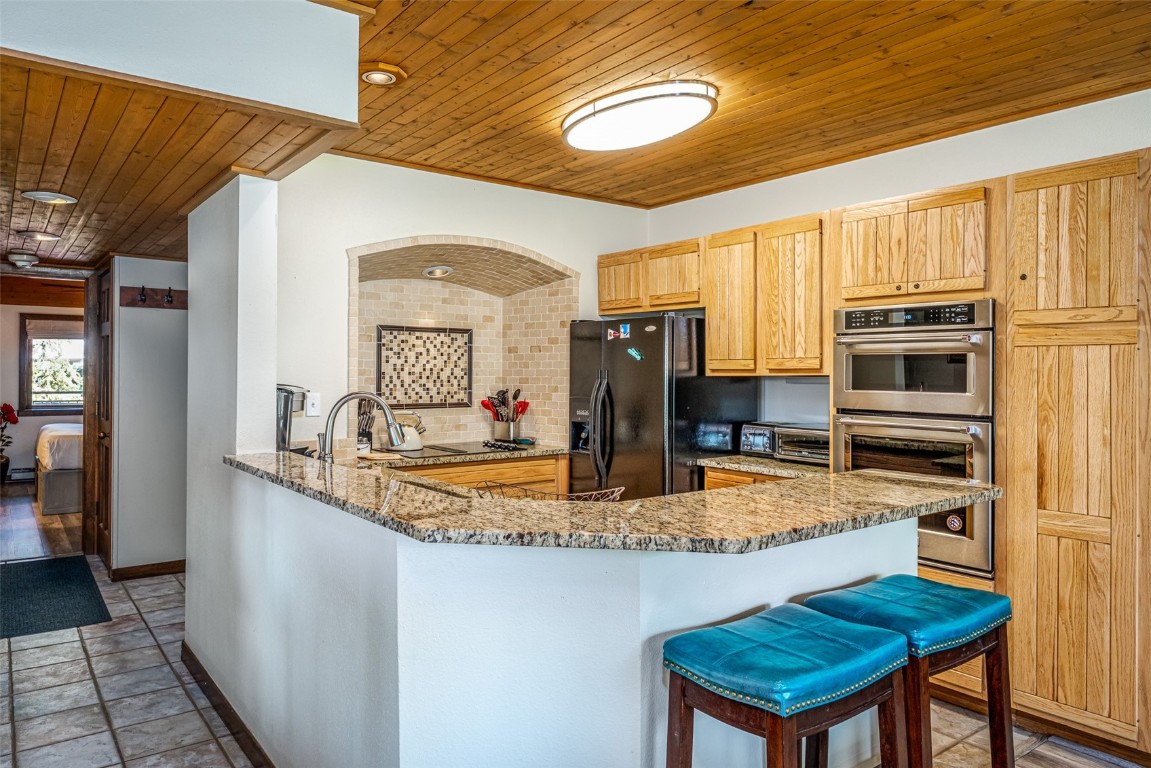 2286 Apres Ski WAY 203