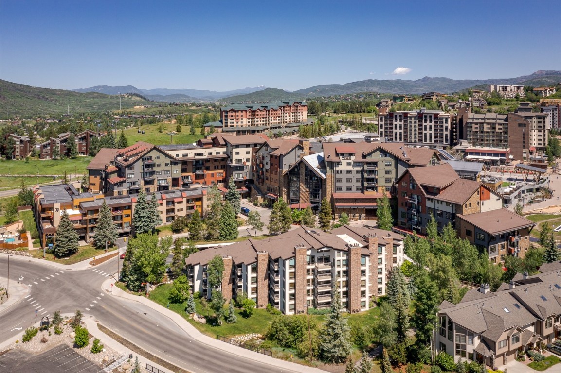 2286 Apres Ski WAY 203