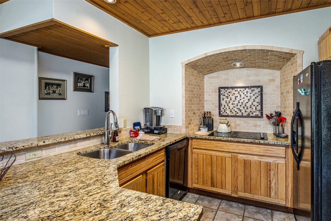 2286 Apres Ski WAY 203