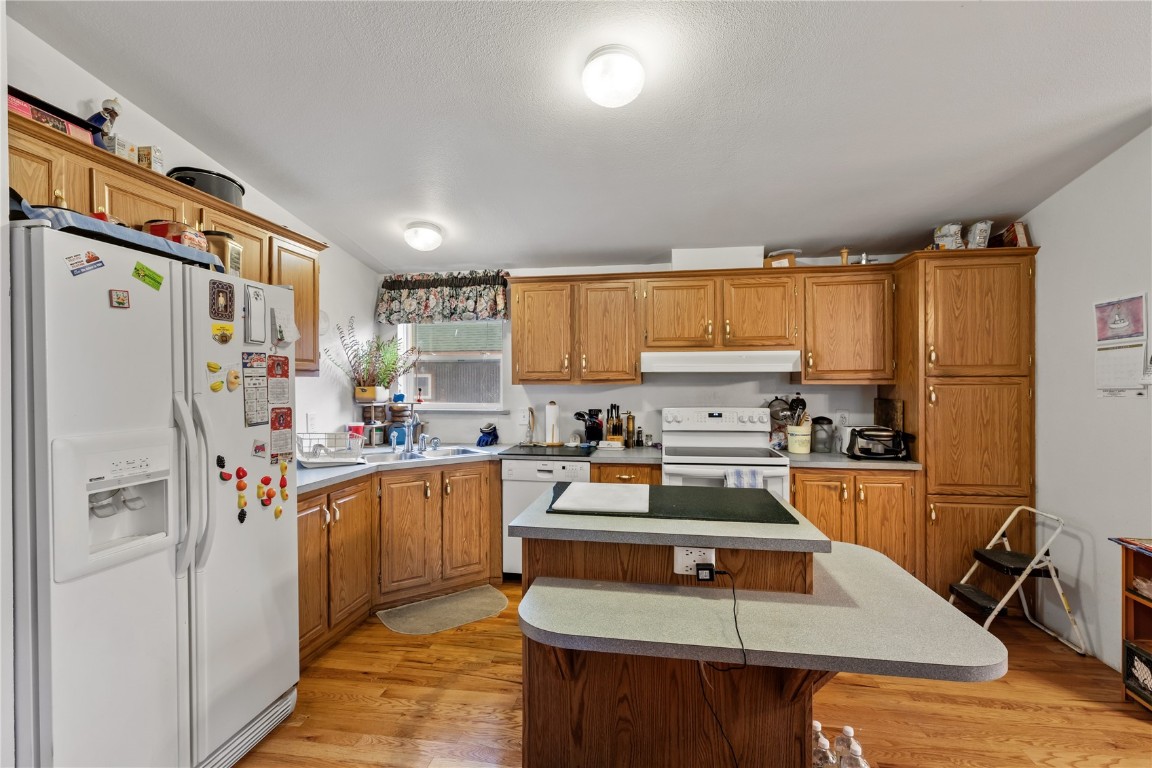 1553 Conestoga CIRCLE