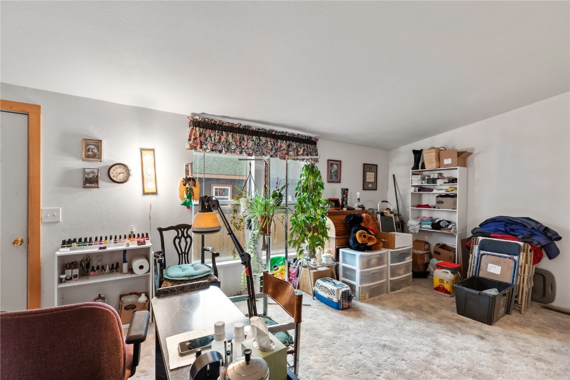 1553 Conestoga CIRCLE