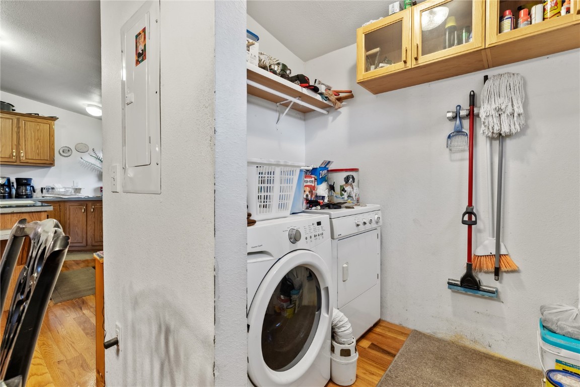 1553 Conestoga CIRCLE