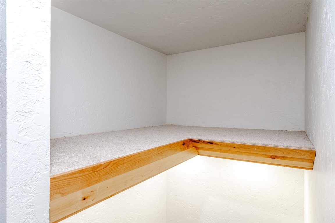 2 Cedar COURT -