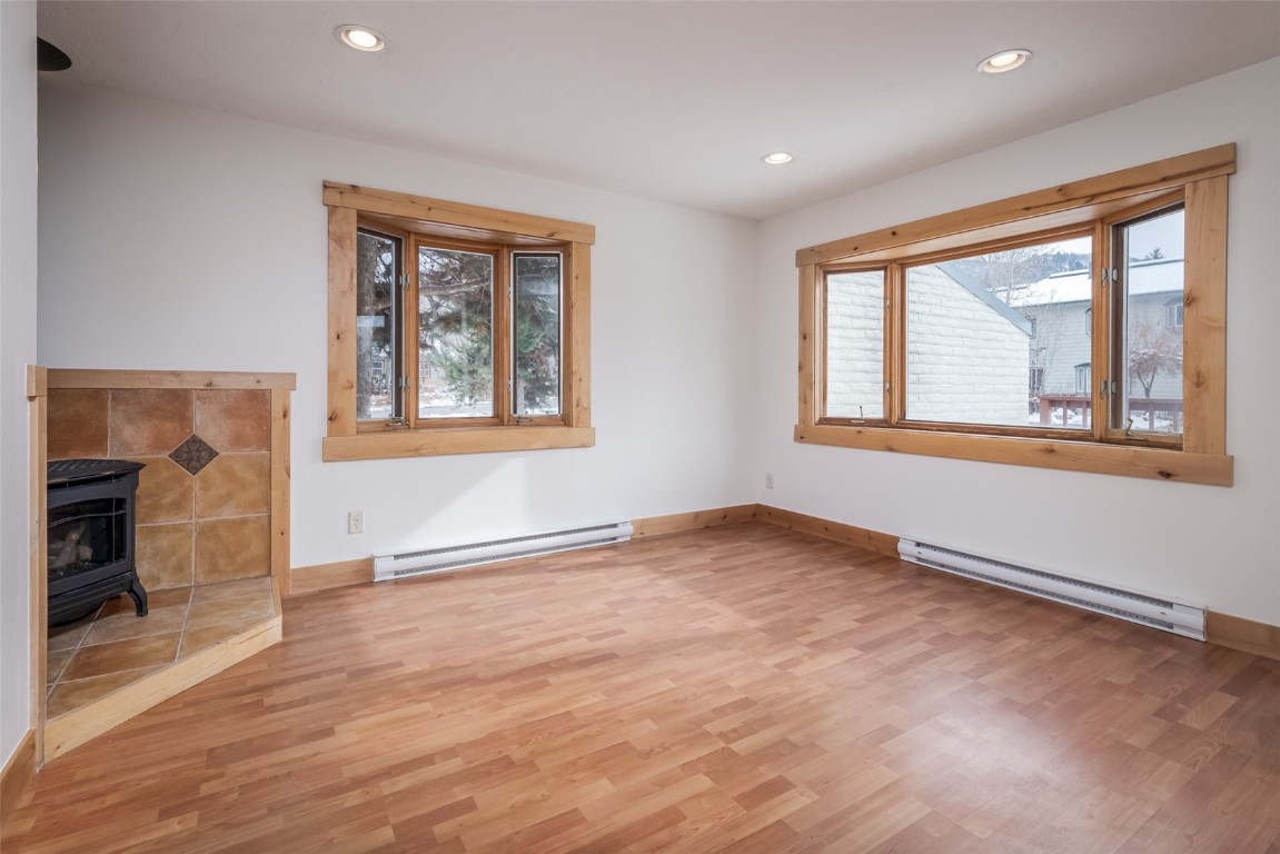2 Cedar COURT -