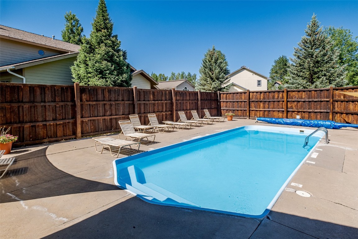 2 Cedar COURT -