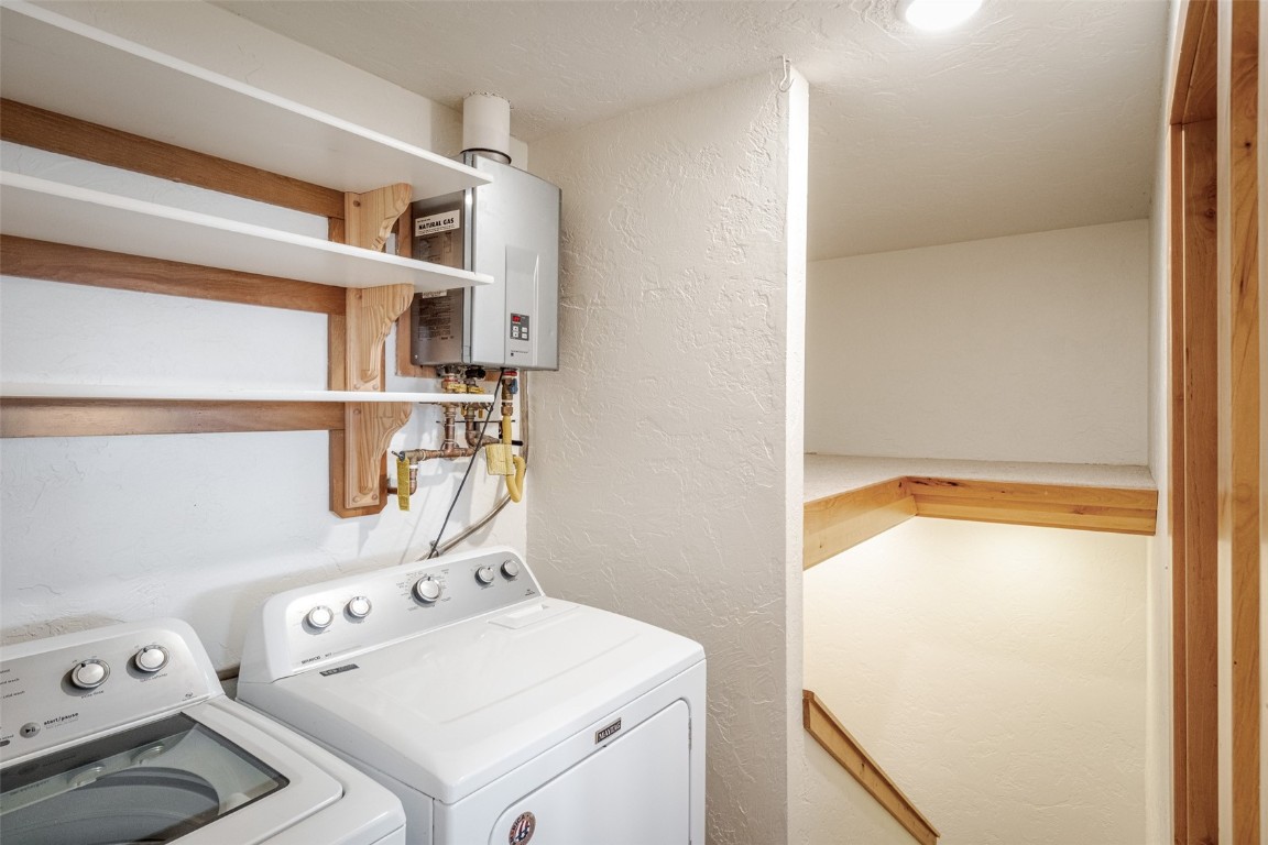 2 Cedar COURT -