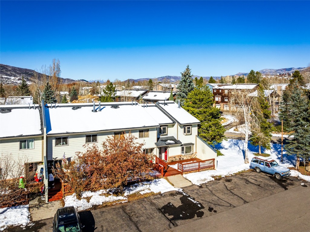 2 Cedar COURT -