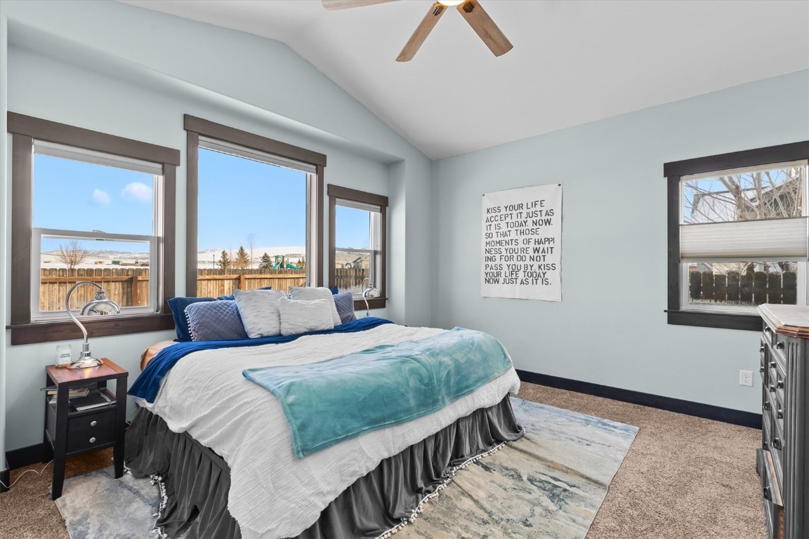 871 Dry Creek South ROAD