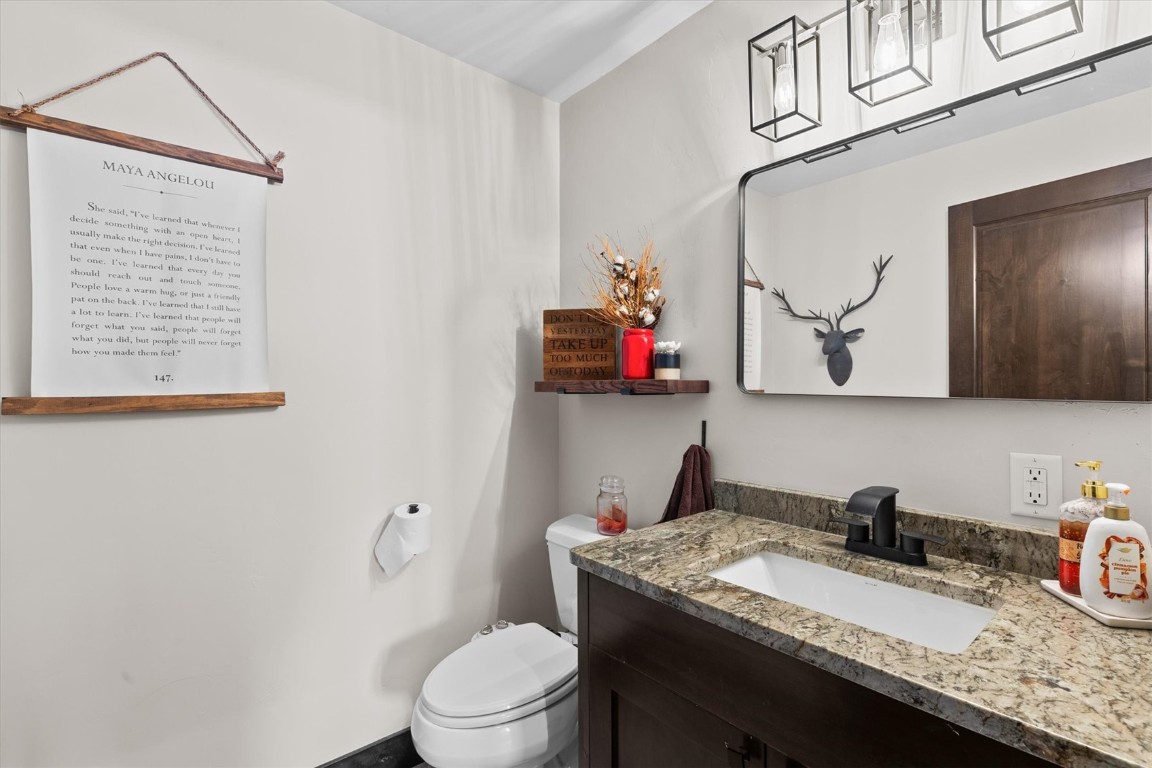 871 Dry Creek South ROAD