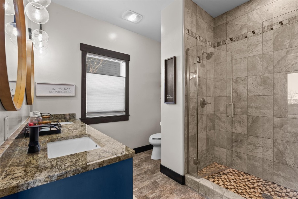 871 Dry Creek South ROAD