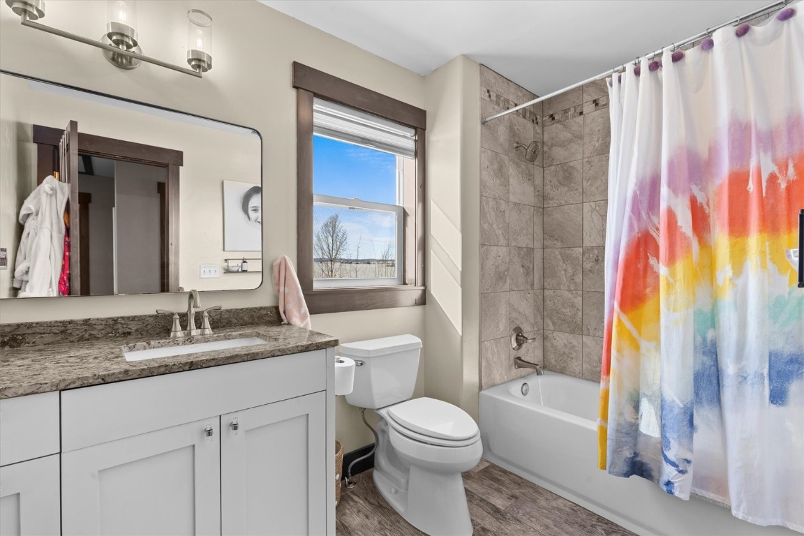 871 Dry Creek South ROAD