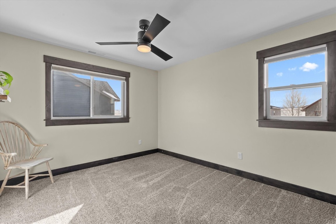 871 Dry Creek South ROAD