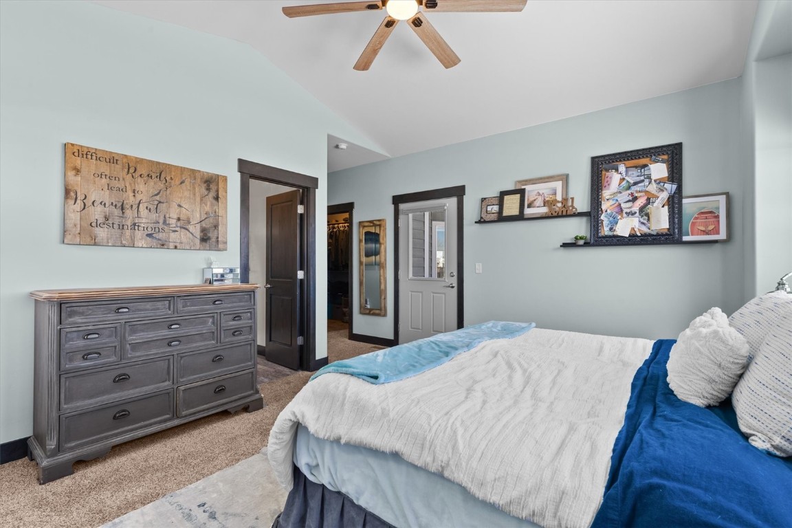 871 Dry Creek South ROAD