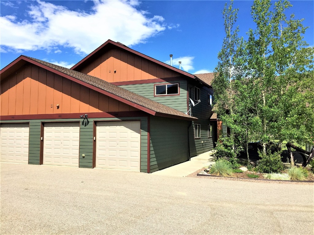 127 Oak Ridge CIRCLE 101