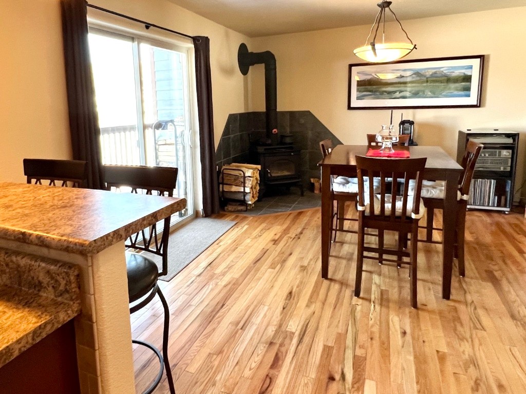 127 Oak Ridge CIRCLE 101
