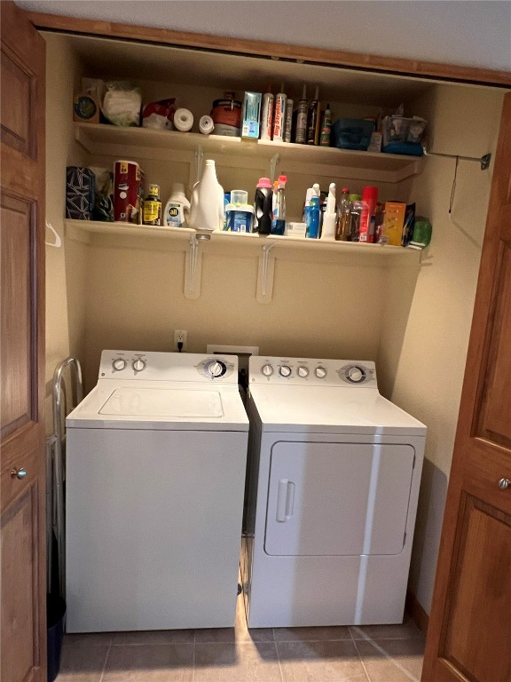 127 Oak Ridge CIRCLE 101