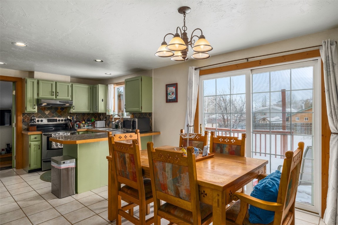 40519 Steamboat DRIVE