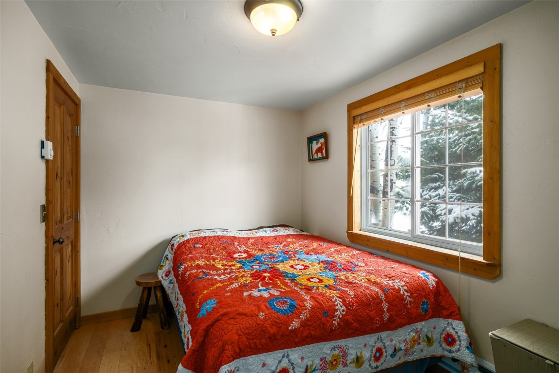 40519 Steamboat DRIVE