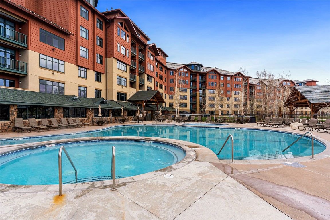 2300 Mount Werner 321