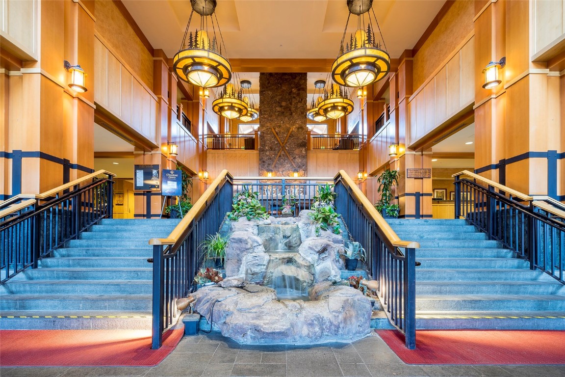 2300 Mount Werner 321