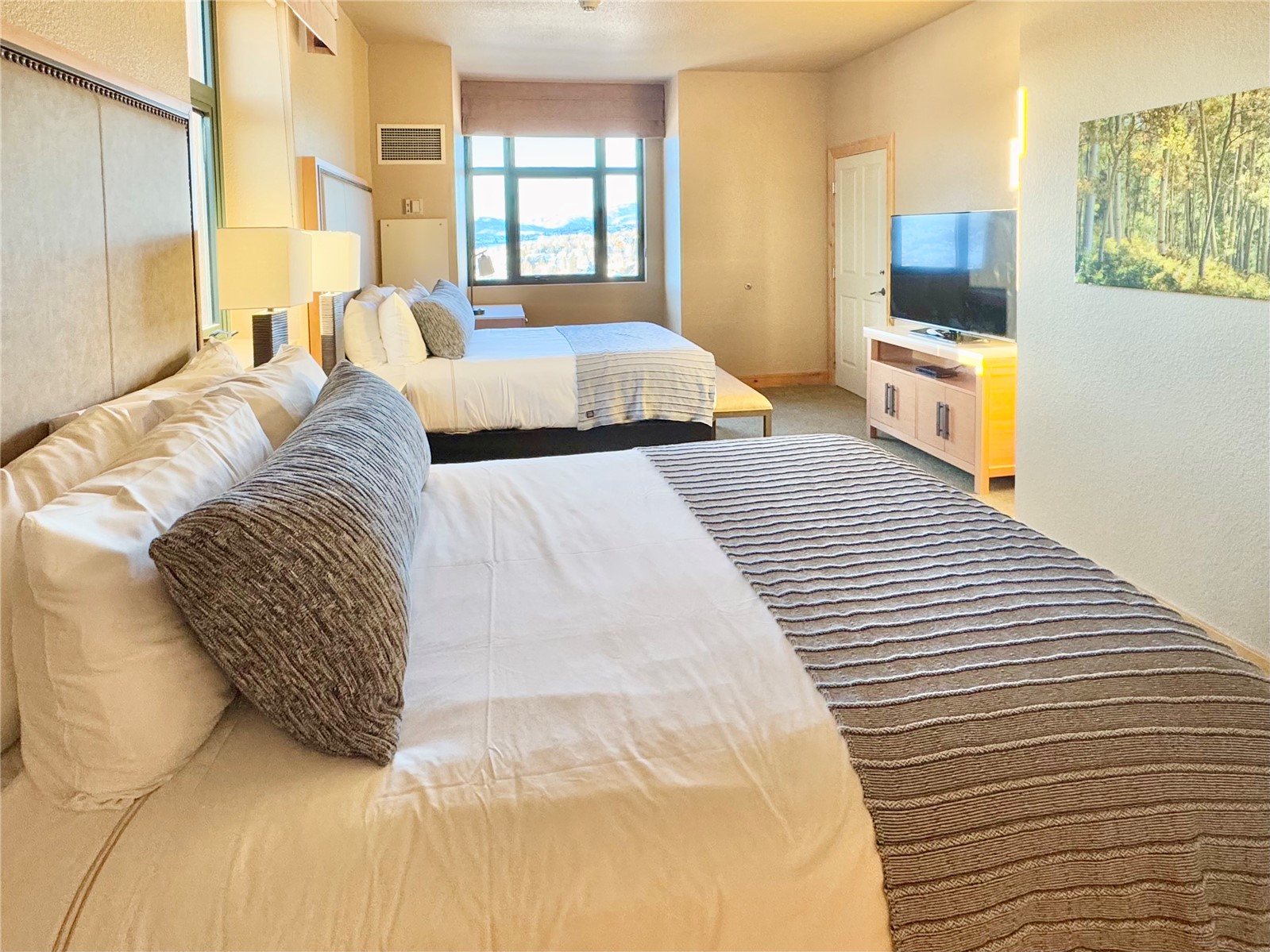 2300 Mount Werner 321