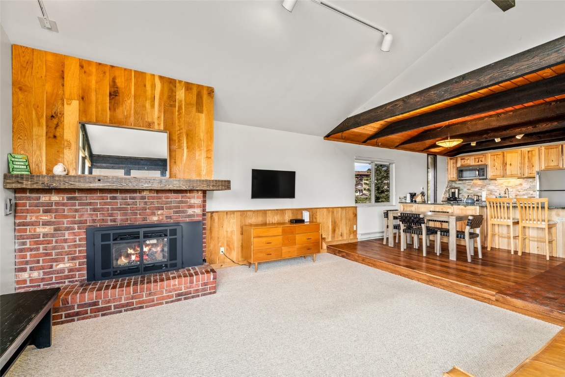 2560 Longthong ROAD 7