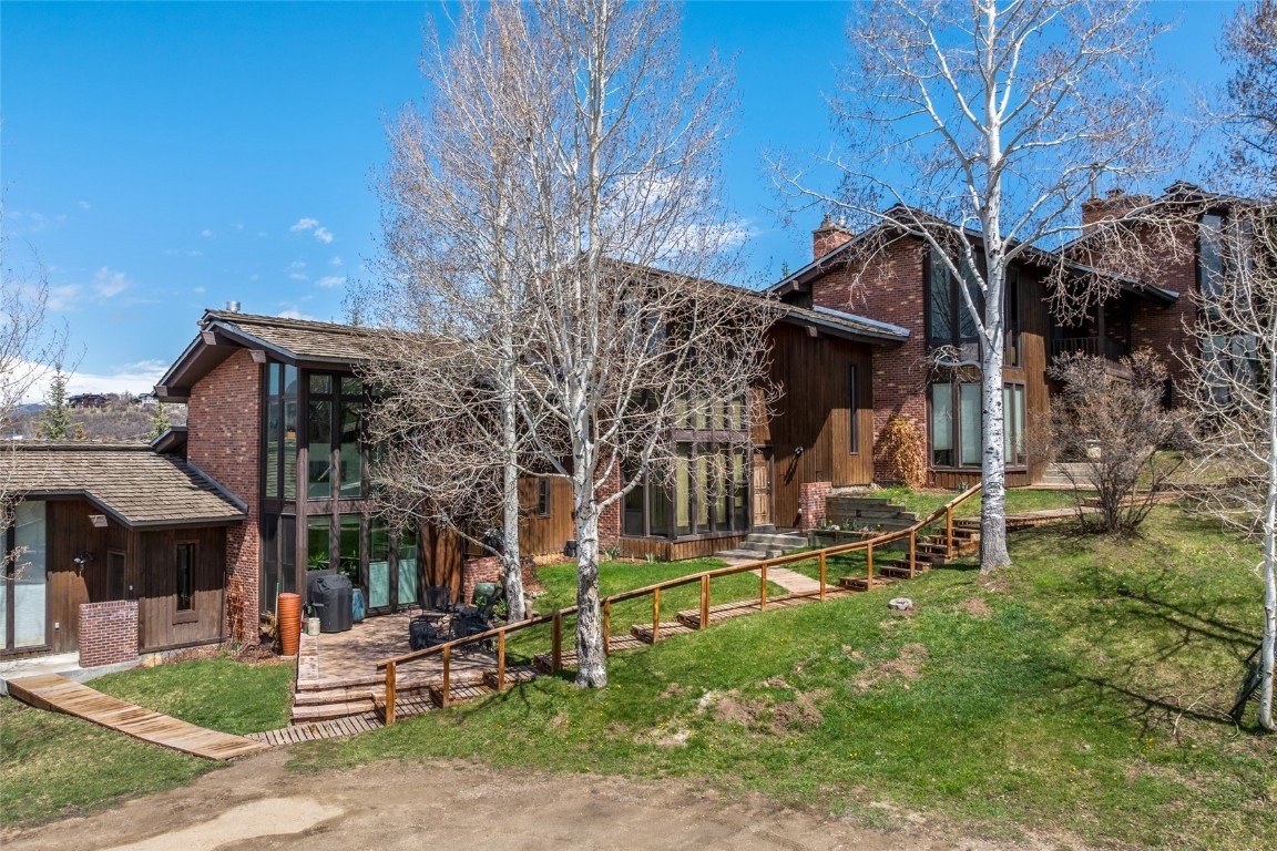 2560 Longthong ROAD 7