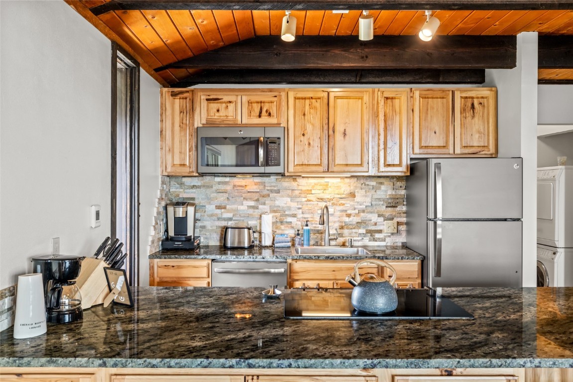 2560 Longthong ROAD 7