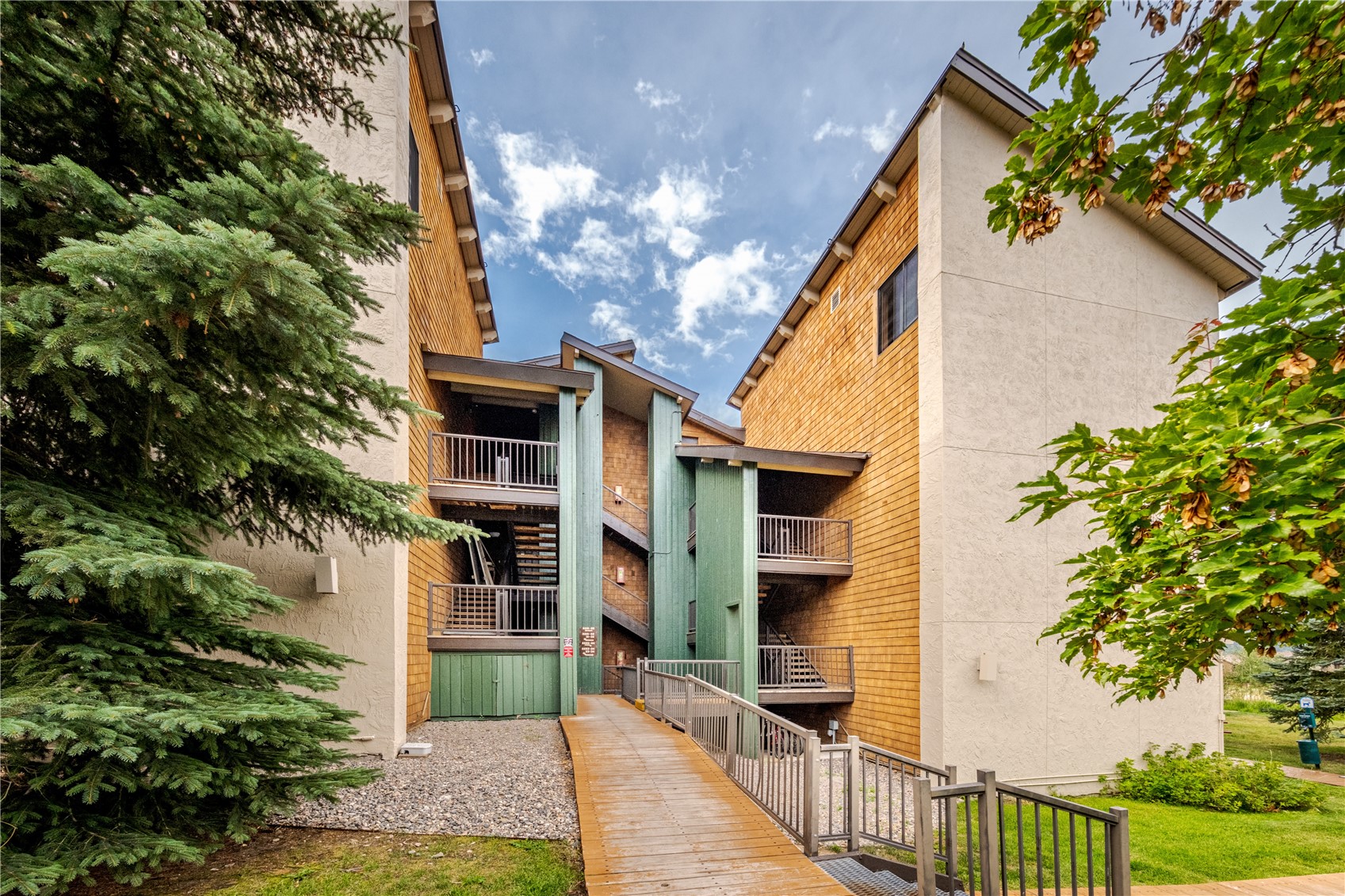 1945 Cornice ROAD 2221