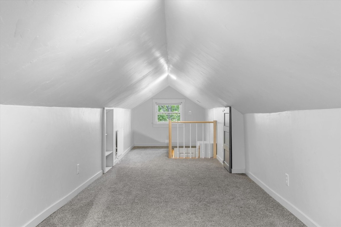 225 N Poplar STREET