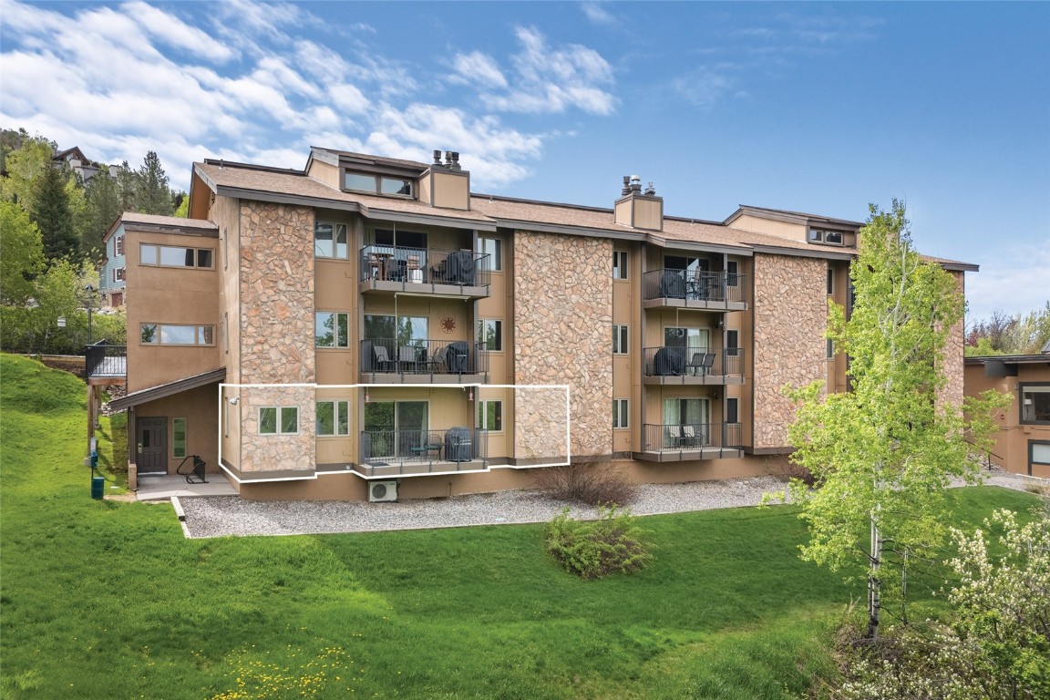 2350 Ski Trail LANE 313