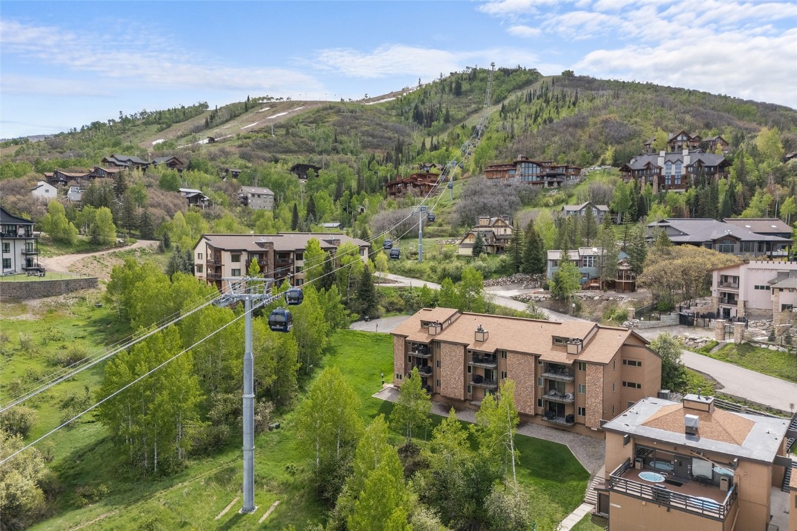 2350 Ski Trail LANE 313