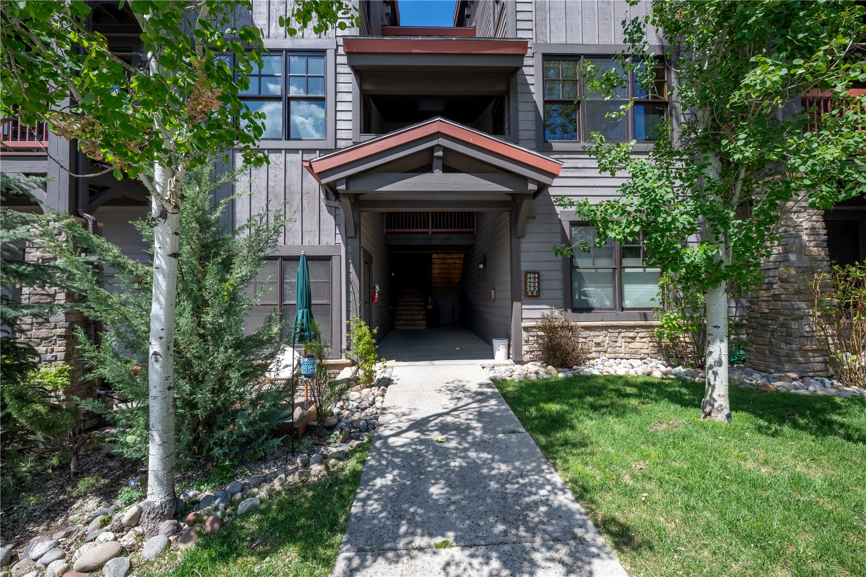 580 Anglers DRIVE 204