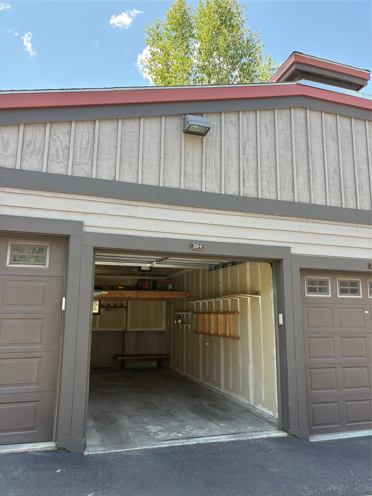 580 Anglers DRIVE 204