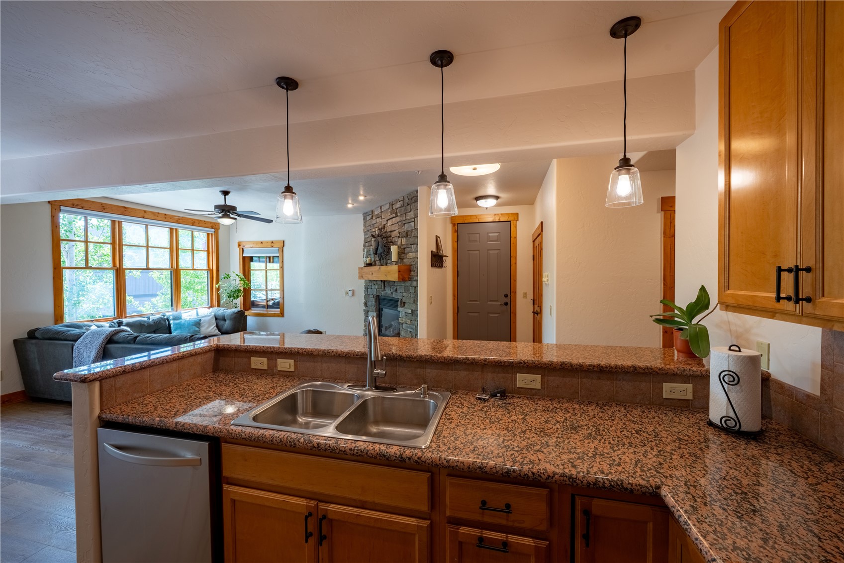 580 Anglers DRIVE 204