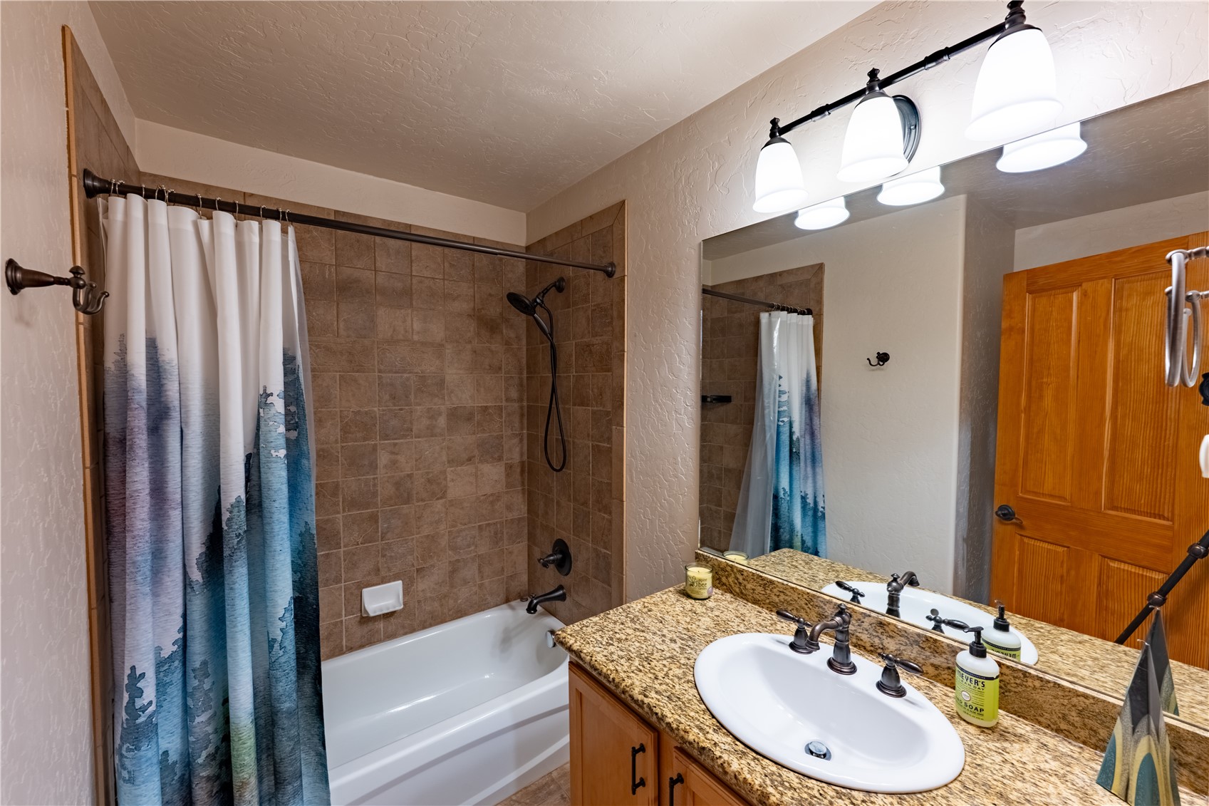 580 Anglers DRIVE 204