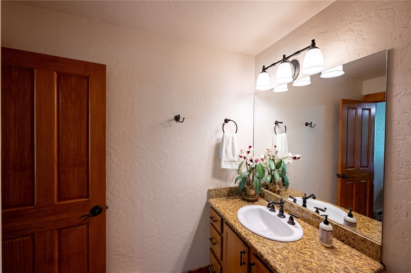 580 Anglers DRIVE 204