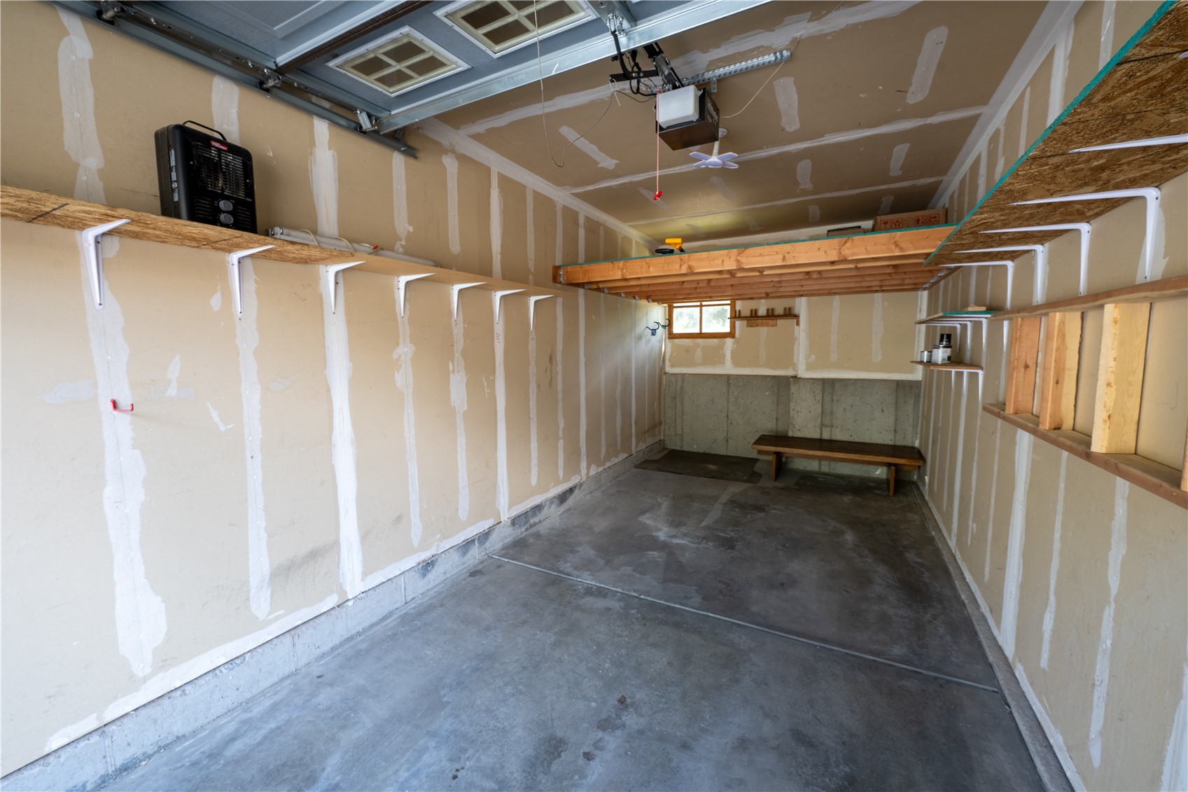 580 Anglers DRIVE 204