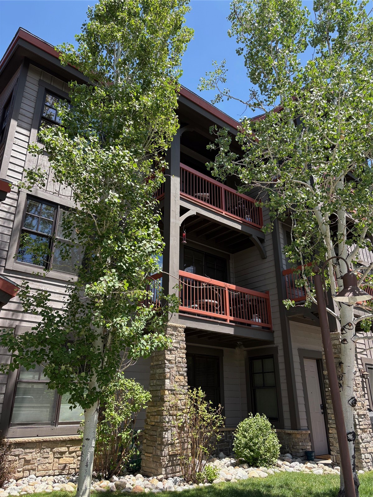 580 Anglers DRIVE 204