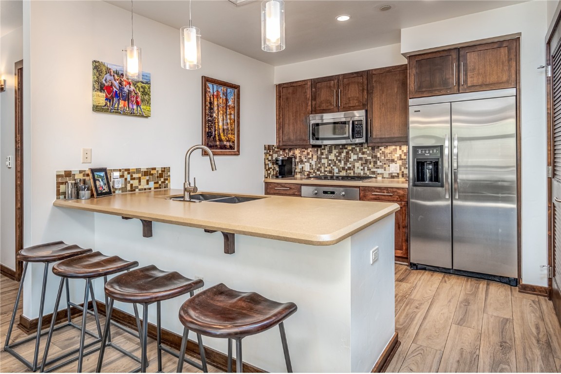 703 Lincoln AVENUE 307