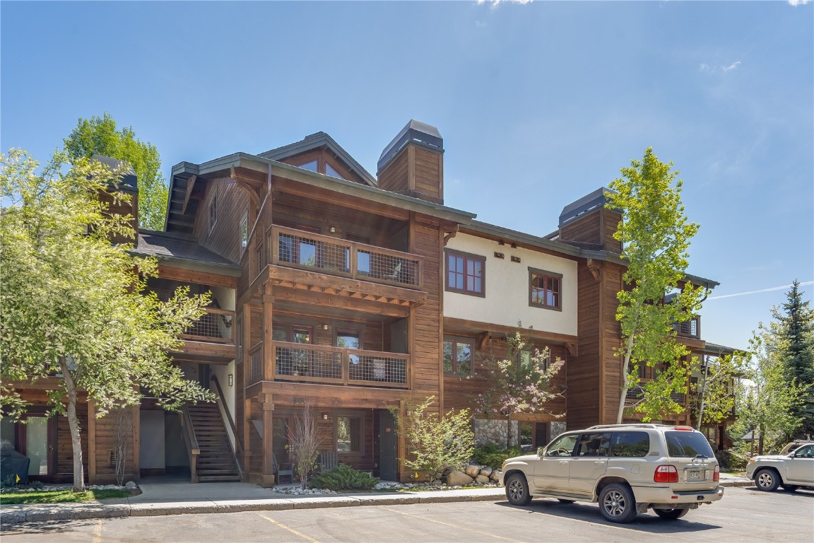 380 Ore House Plaza 202