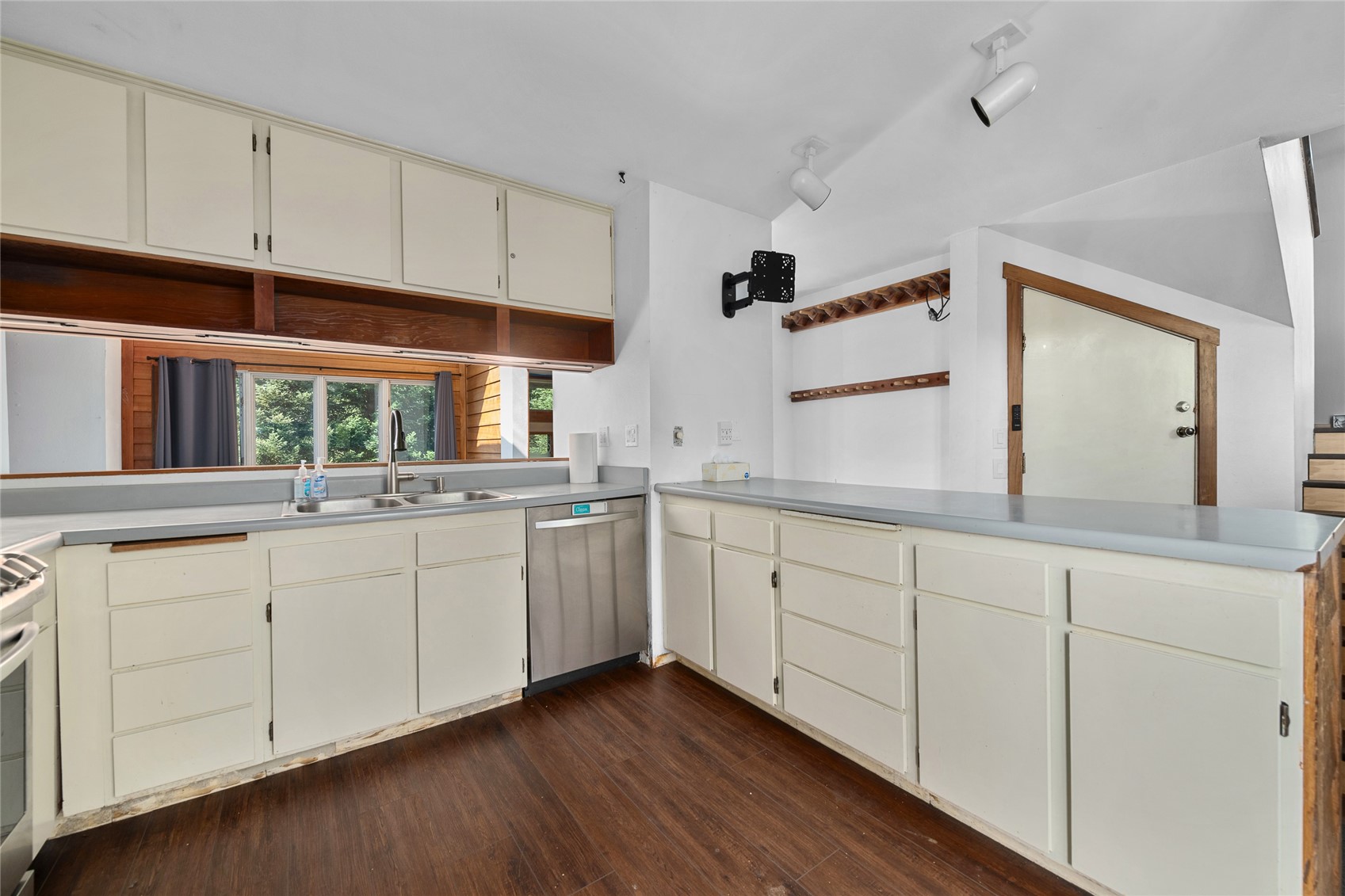 2495/2497 Val Disere CIRCLE