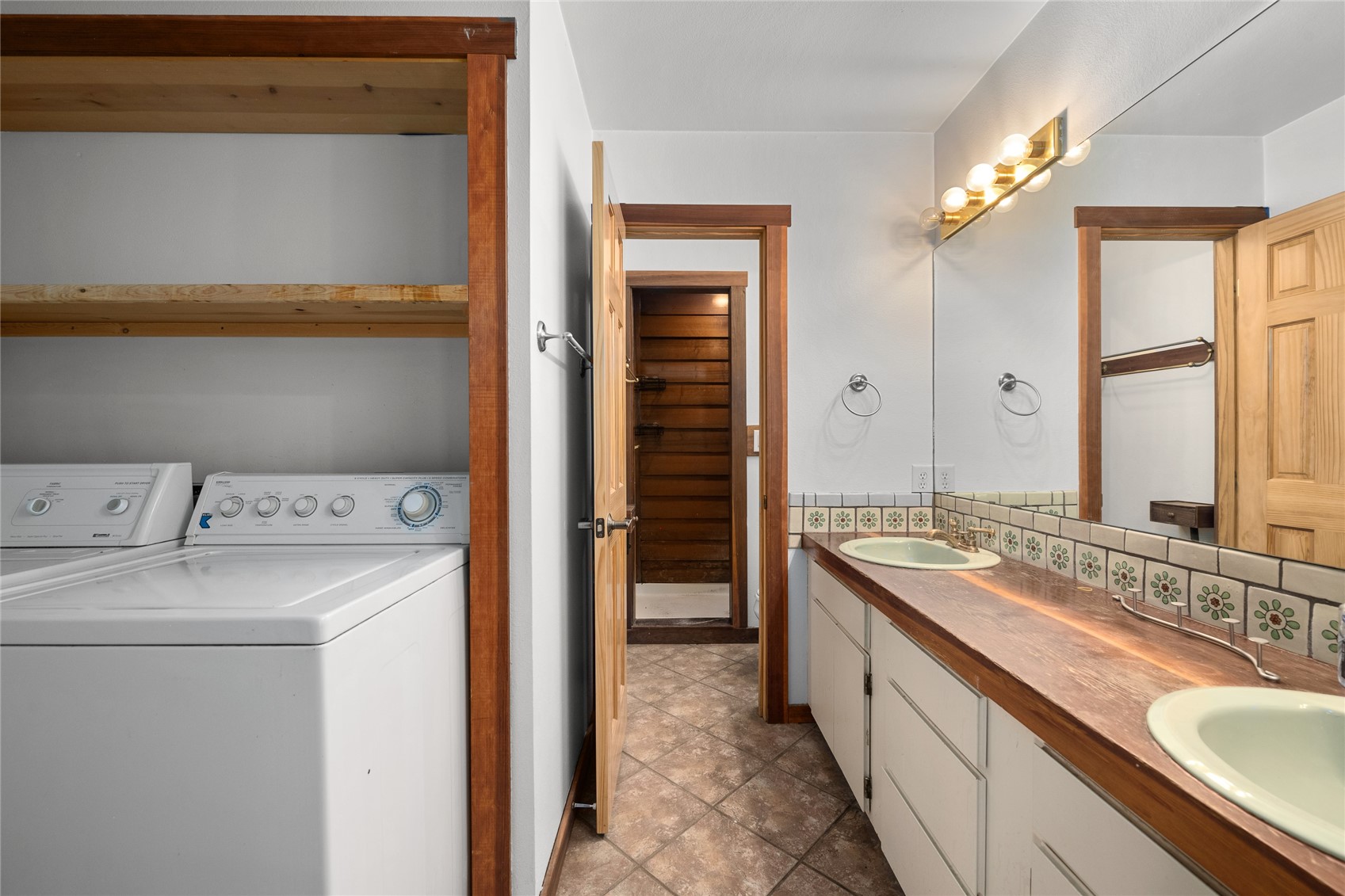 2495/2497 Val Disere CIRCLE