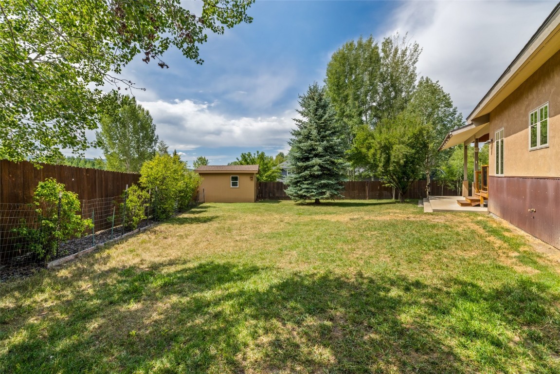 40557 Steamboat Drive