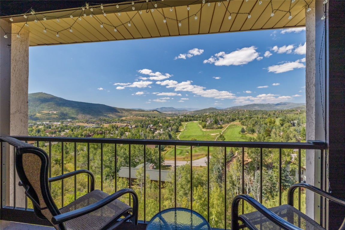 1805 River Queen LANE 303