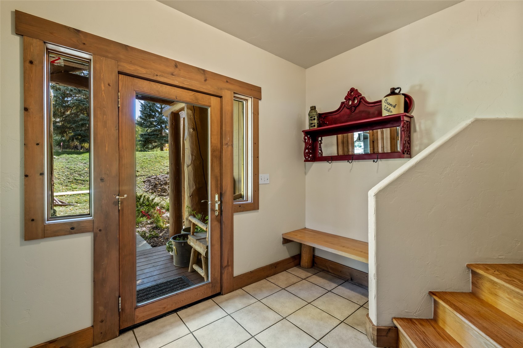1775 Latigo Loop -