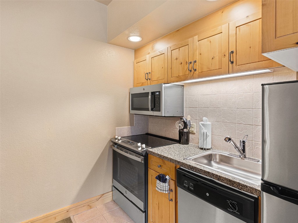 2300 Mount Werner CIRCLE 434