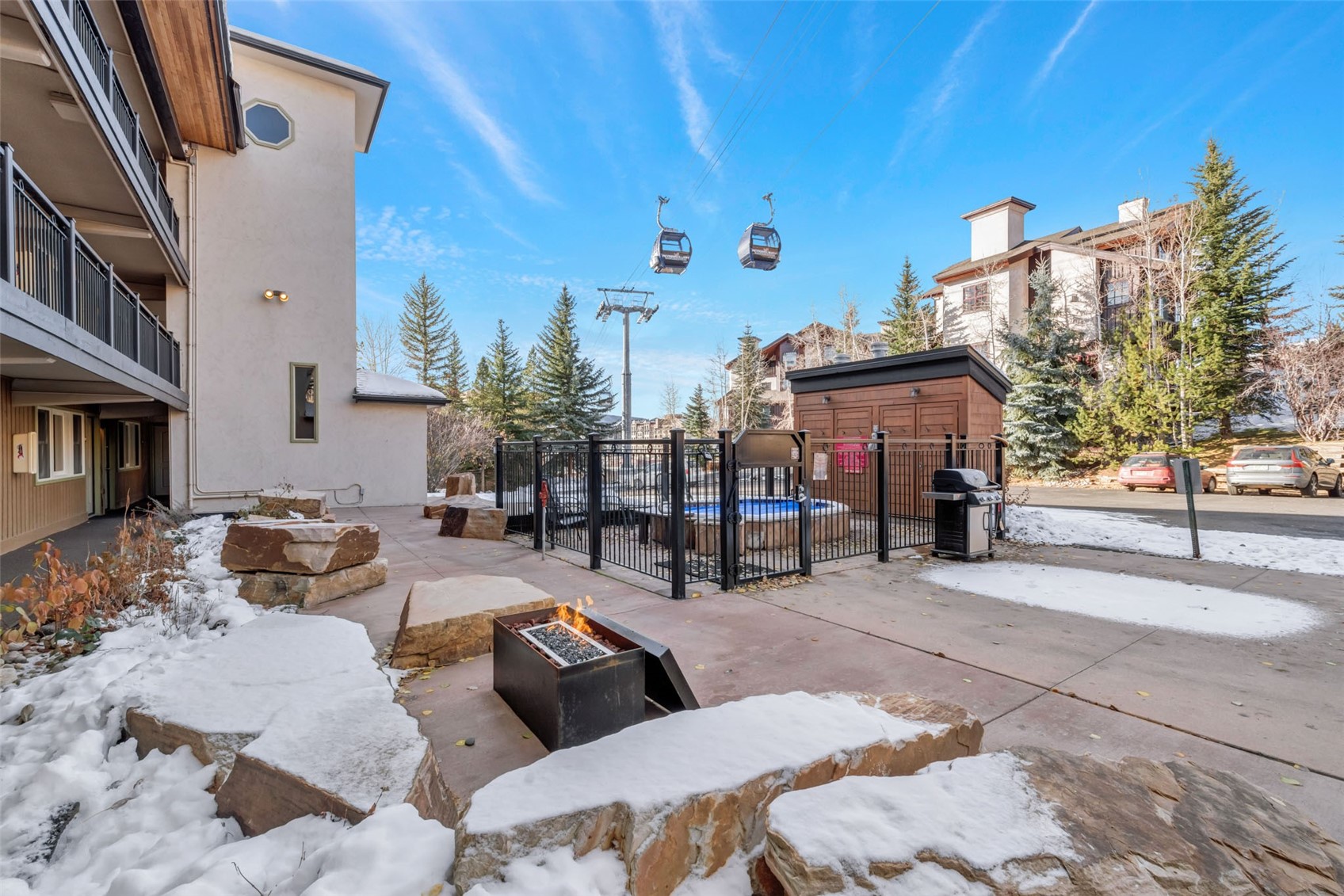 2320 Ski Trail LANE 101